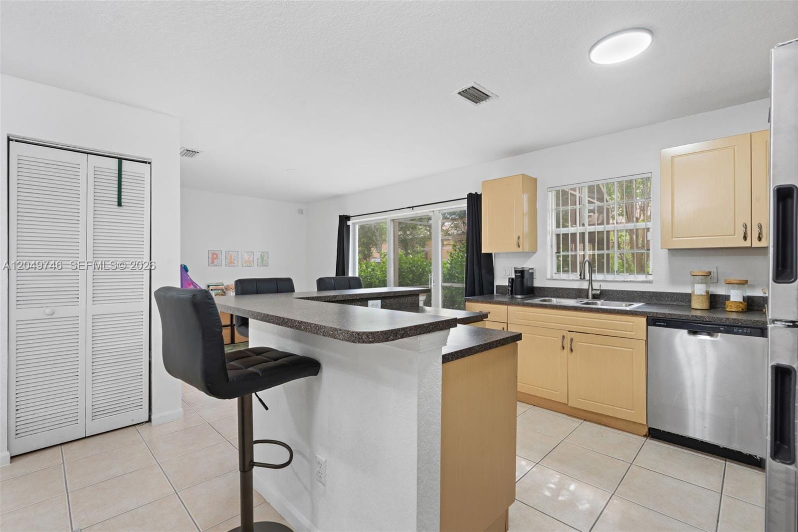 2303 SW 87th Terrace, Miramar, FL 33025 photo 19
