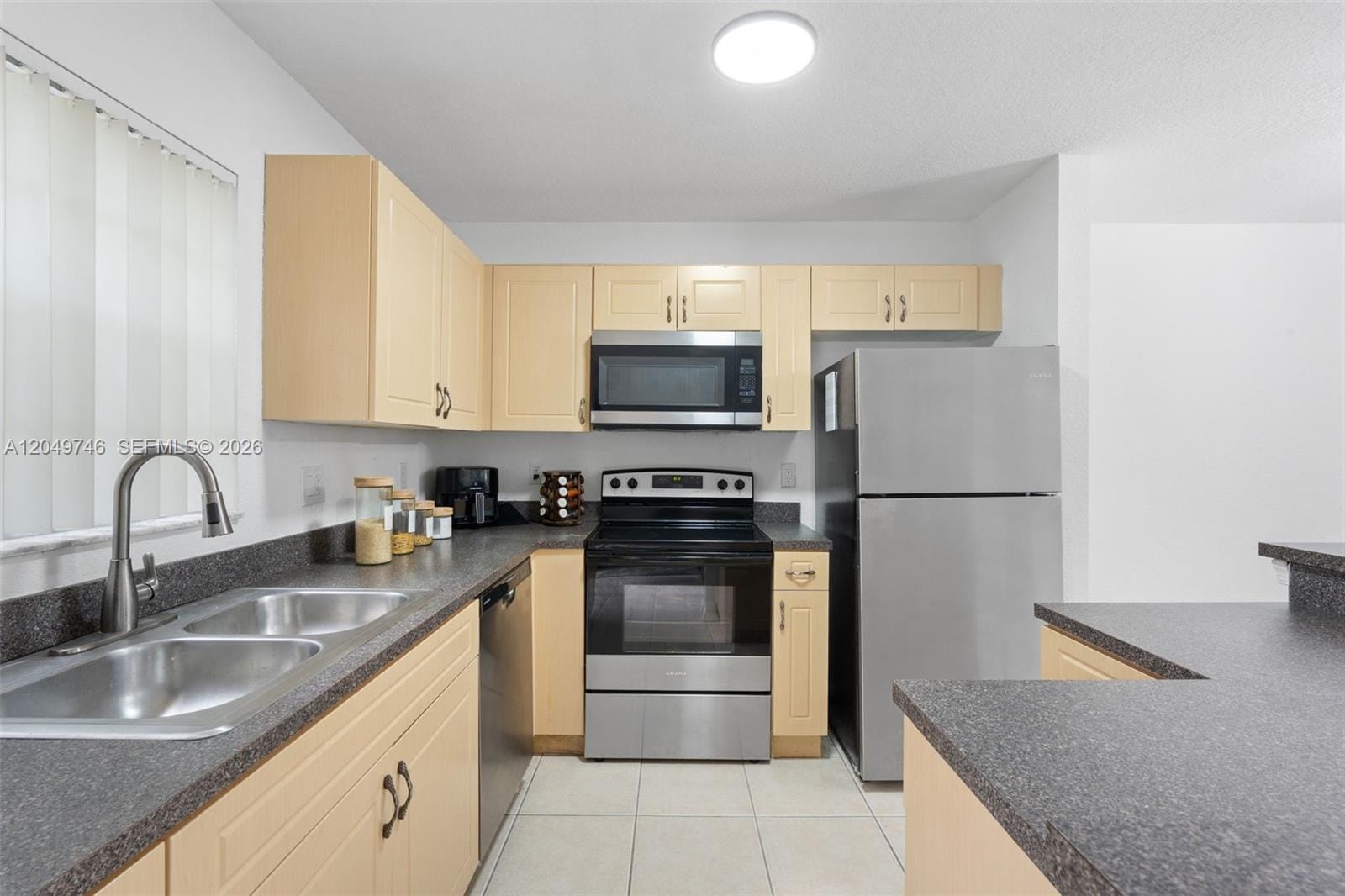 2303 SW 87th Terrace, Miramar, FL 33025 photo 26