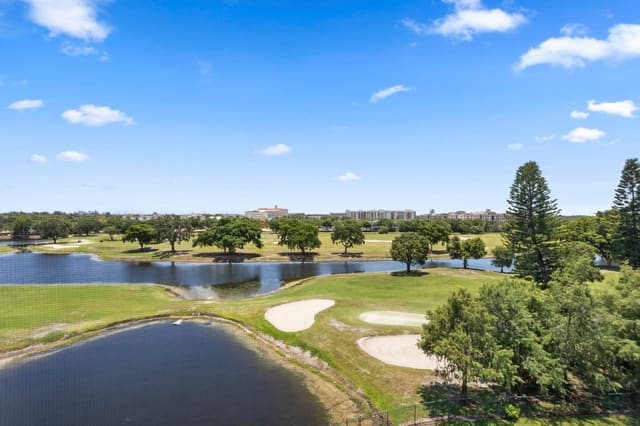 3150 W Rolling Hills Circle 709, Rolling Hills Golf And Tennis Club, Davie, FL