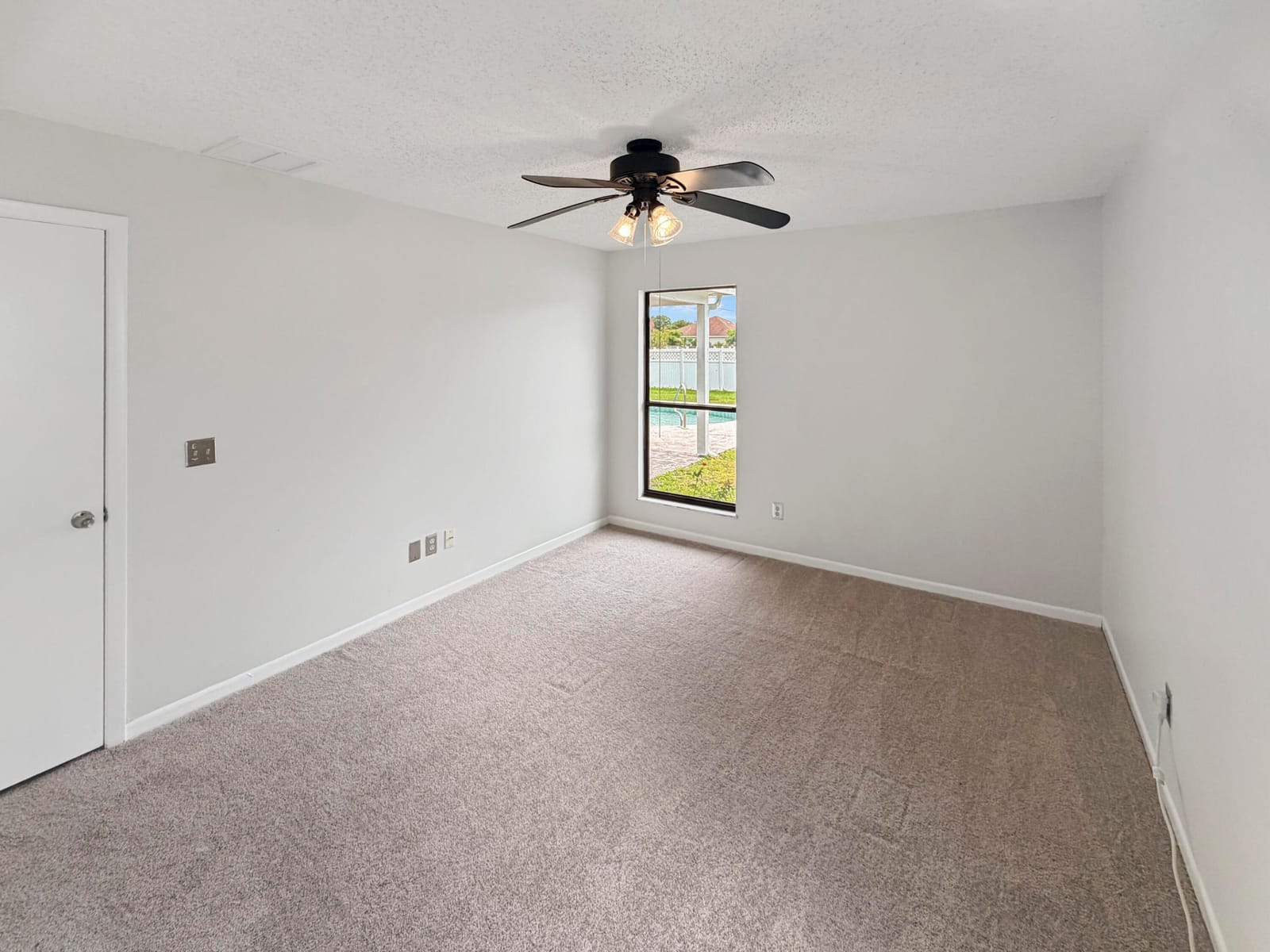 2305 SW Fern Circle — photo 4