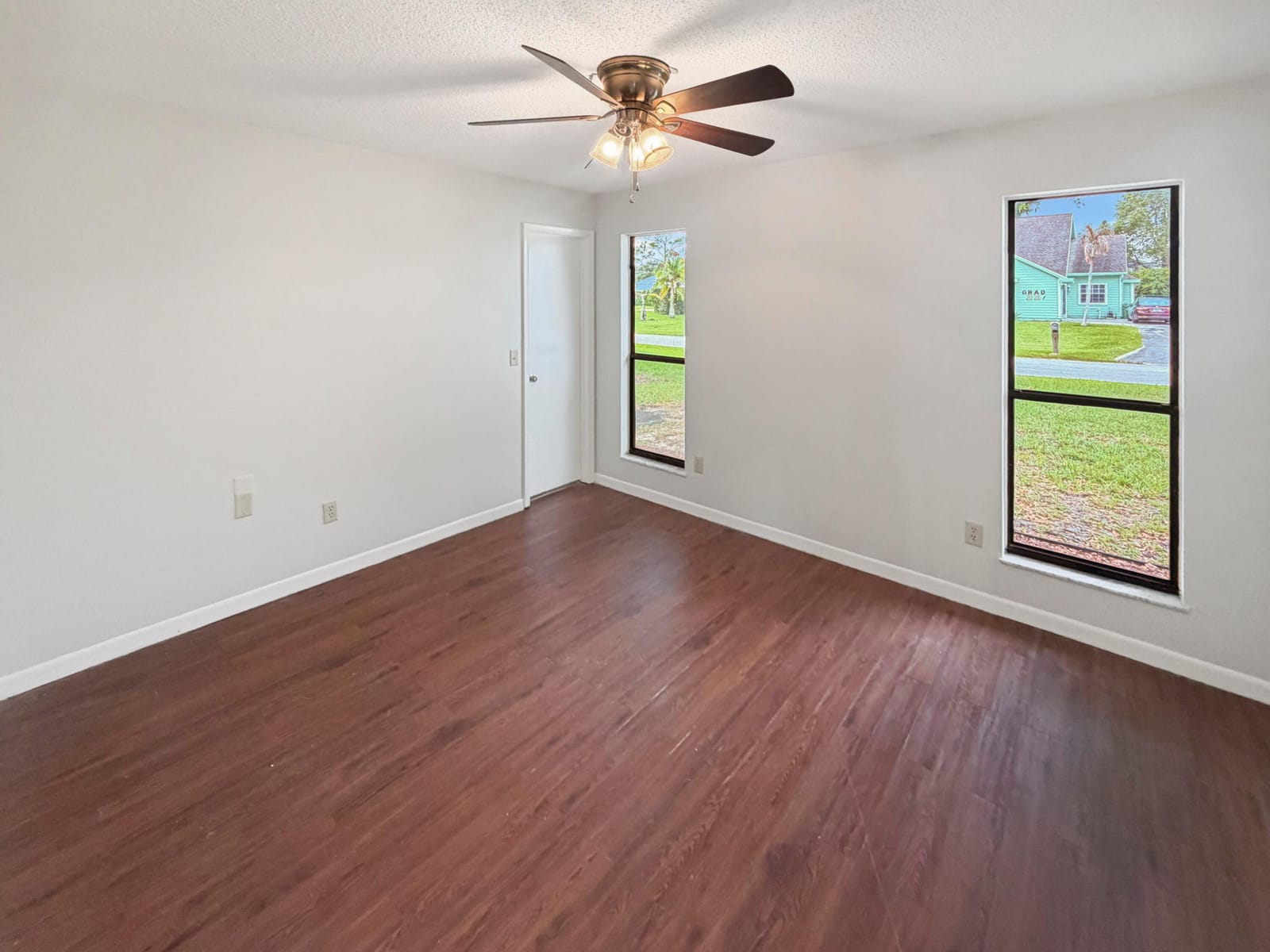 2305 SW Fern Circle — photo 9