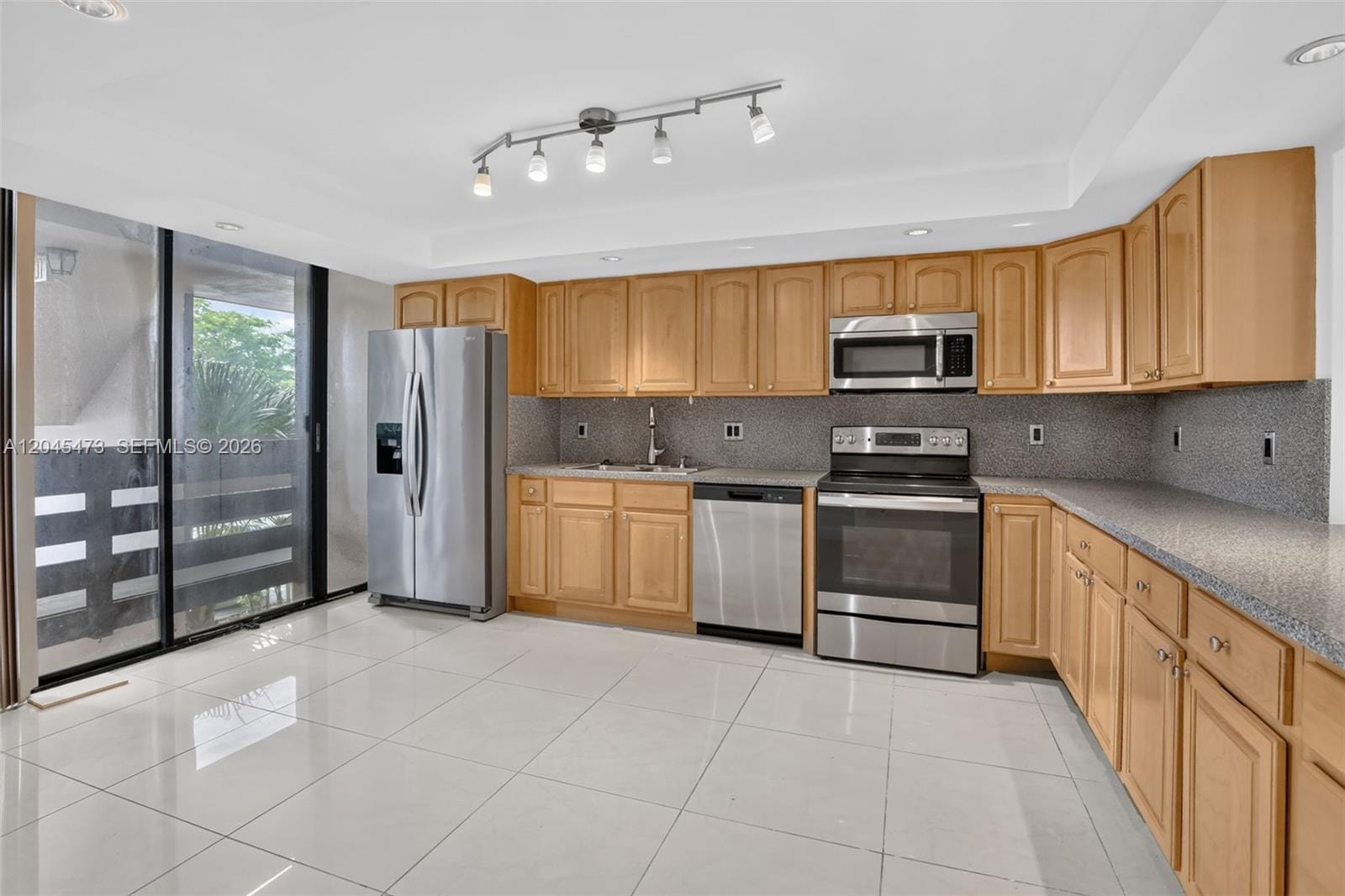 120 SW 96th Terrace 204, Plantation, FL 33324 photo 14