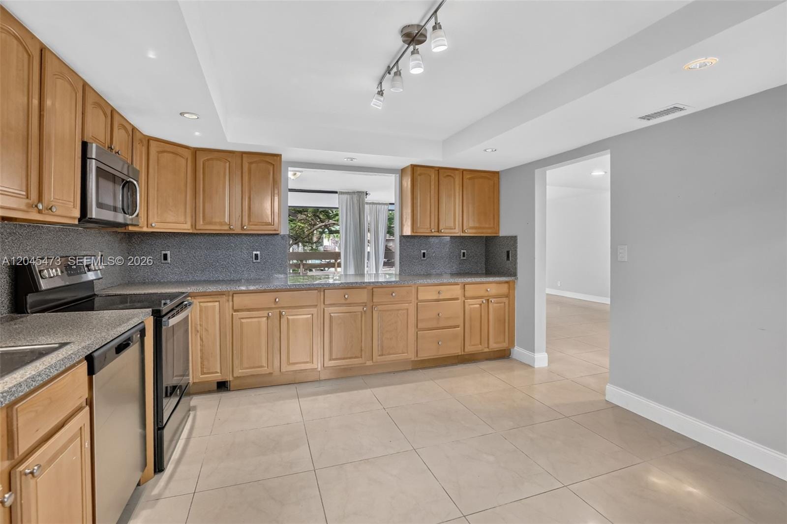 120 SW 96th Terrace 204, Plantation, FL 33324 photo 16