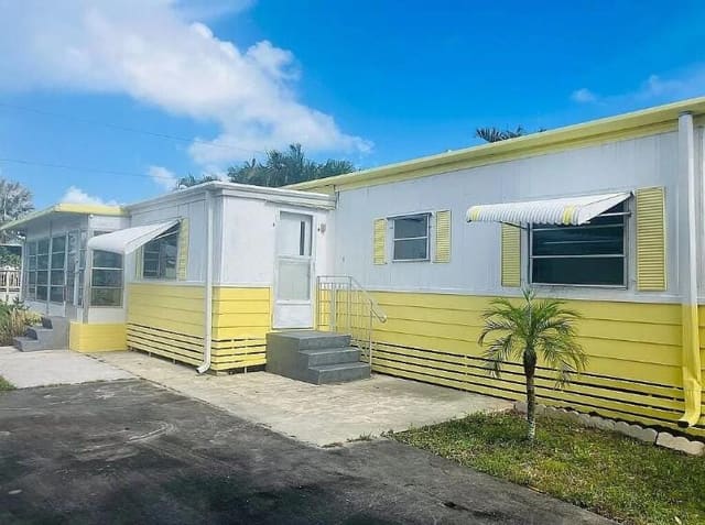 4054 Marigold Road, Northern Pines Mobile Home Park, Boynton Beach, FL
