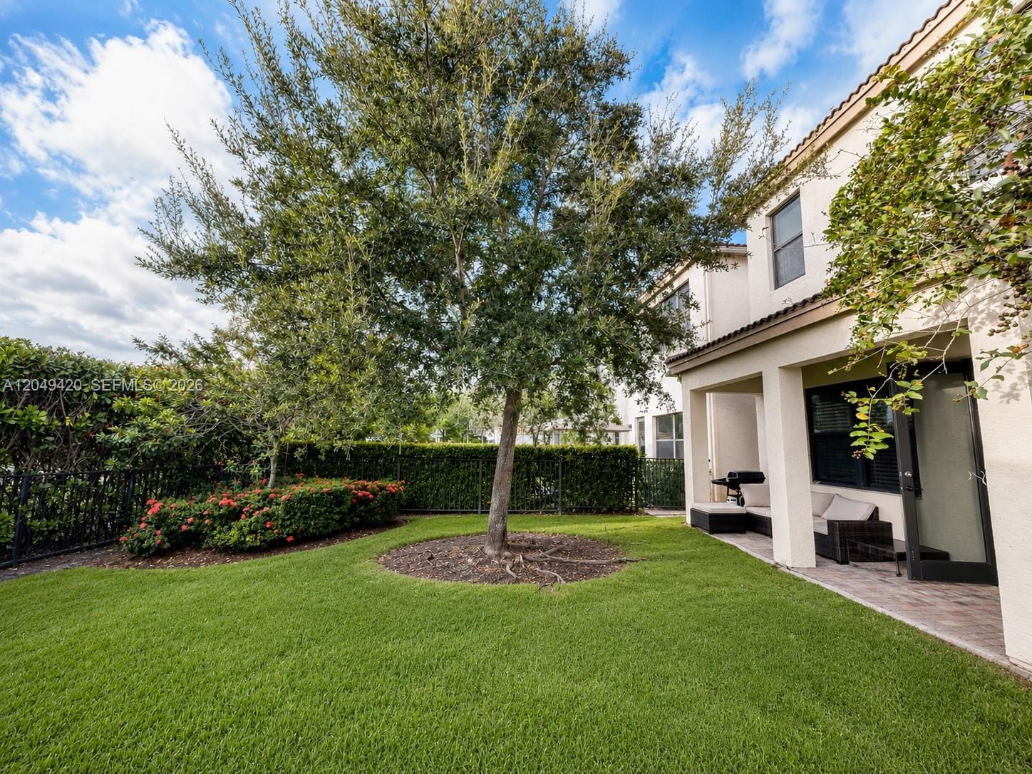 19316 NE 8th Court, Miami, FL 33179 photo 25