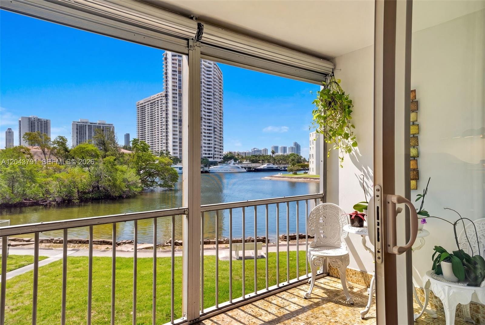 2930 Point East Drive E201, Aventura, FL 33160 photo 6