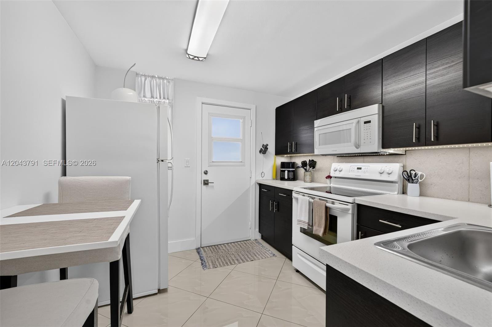 2930 Point East Drive E201, Aventura, FL 33160 photo 10