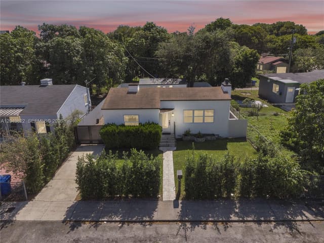 774 NW 49th Street, Miami, FL 33127