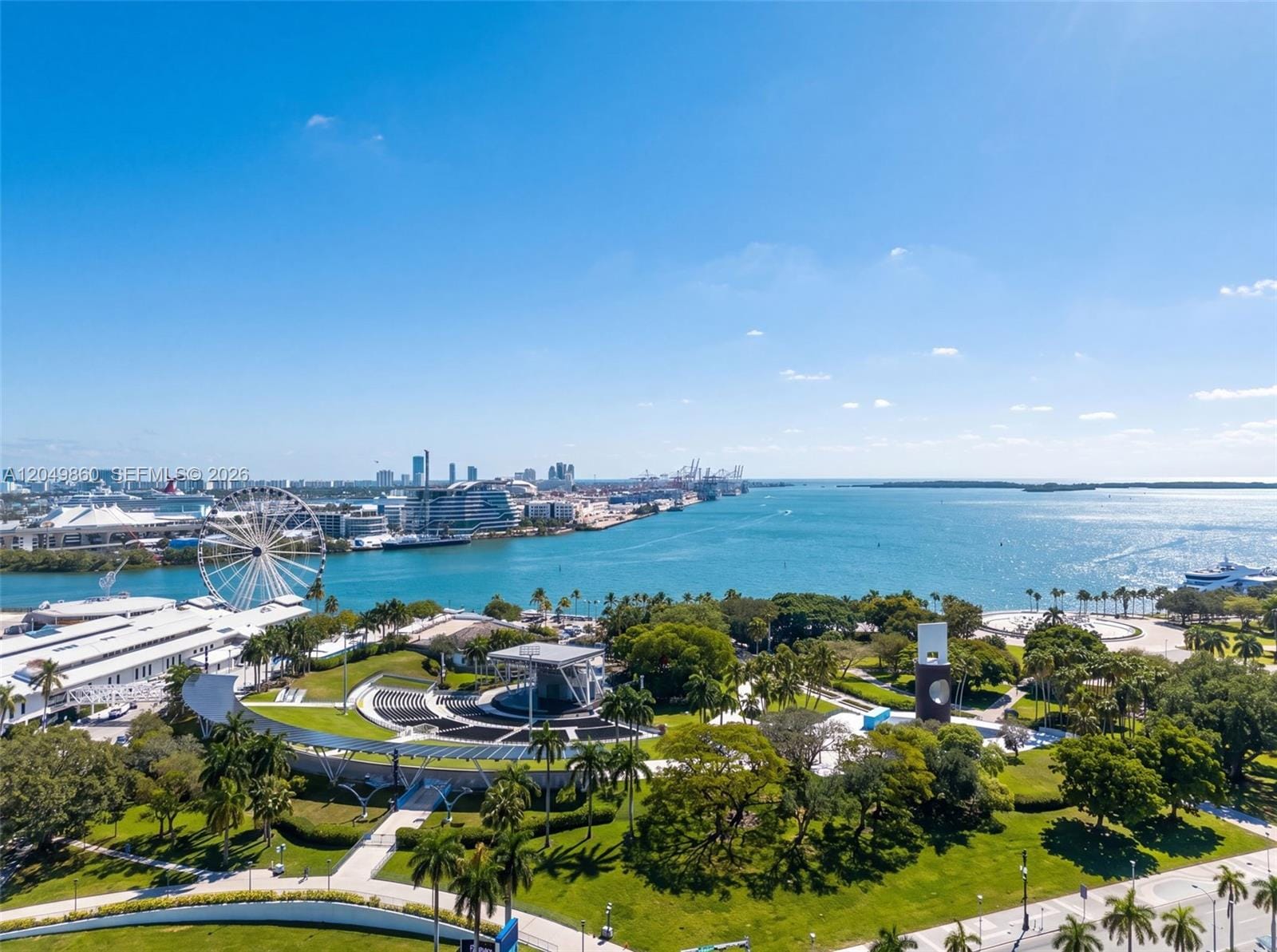253 NE 2nd Street 424, Miami, FL 33132