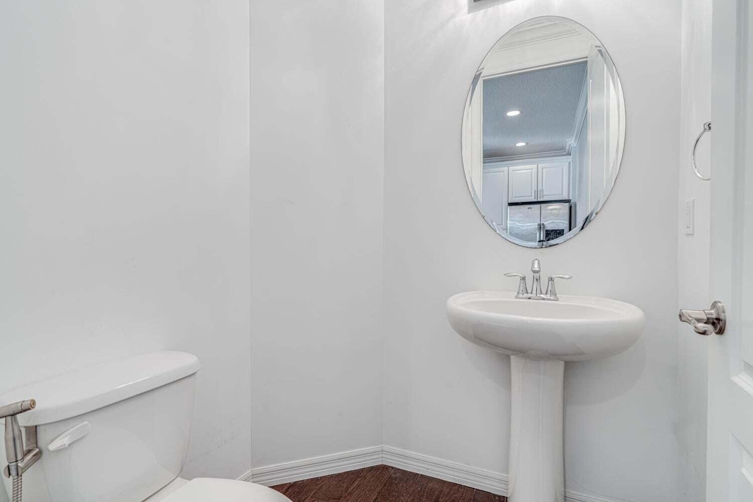 4628 Mediterranean Circle — photo 5