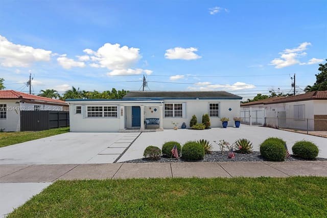 7281 SW 13th Terrace, sold in ZIP 33144, West Miami, FL