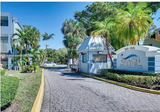 9365 Fontainebleau Boulevard E231, Miami, FL 33172