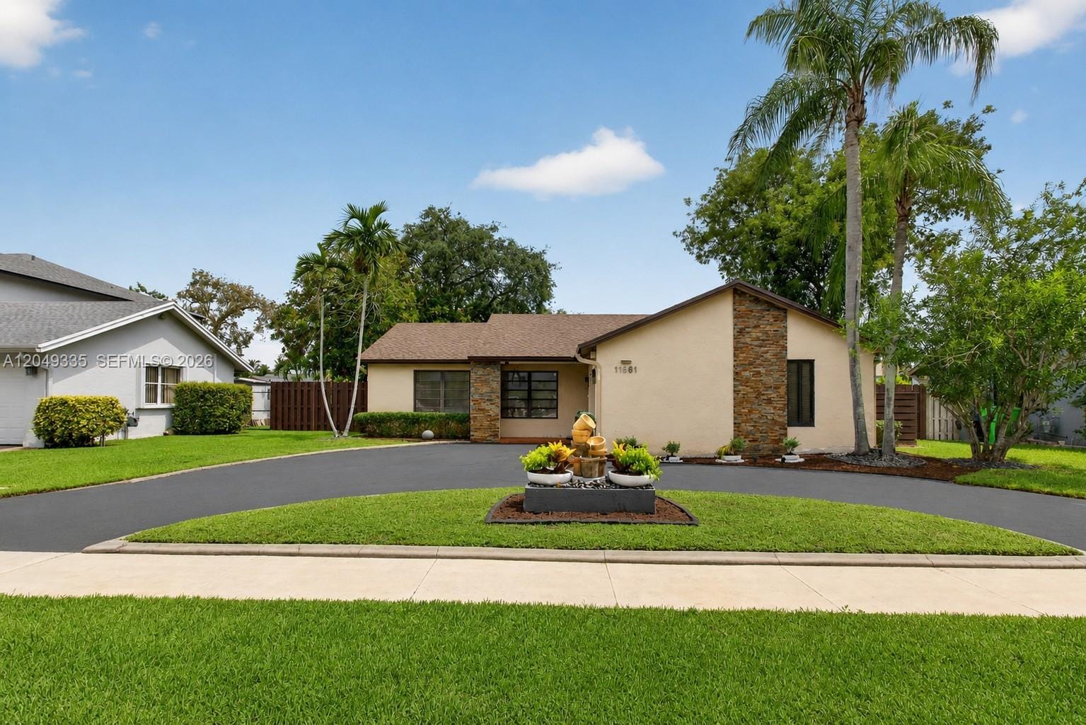 Pending home at 11861 NW 41st Street, Sunrise, FL 33323