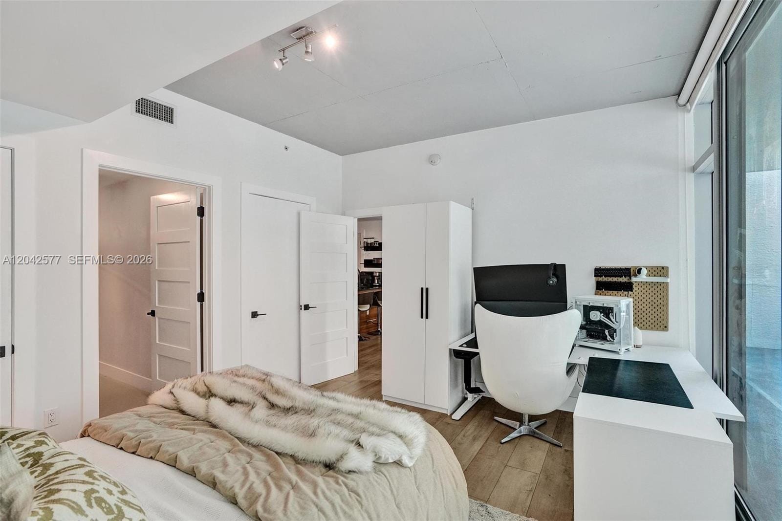 3301 NE 1st Avenue L0302, Miami, FL 33137 photo 17