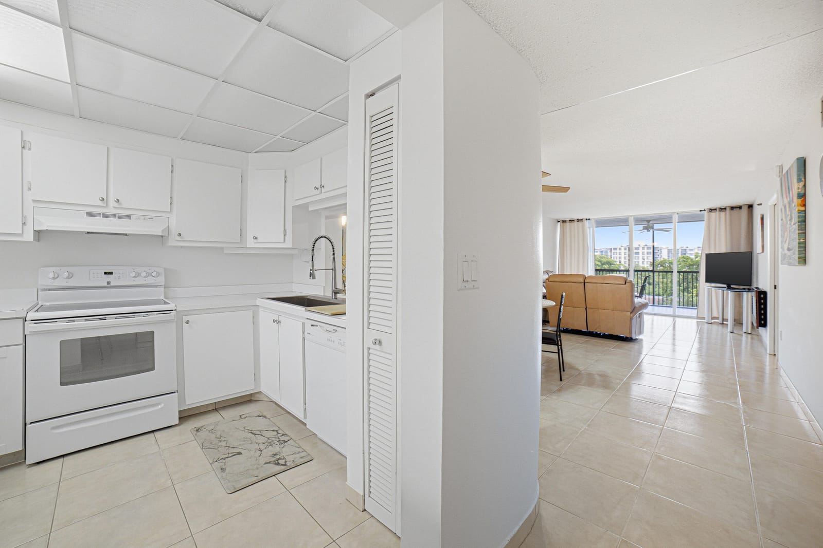 3940 Inverrary Boulevard 603-a — photo 3