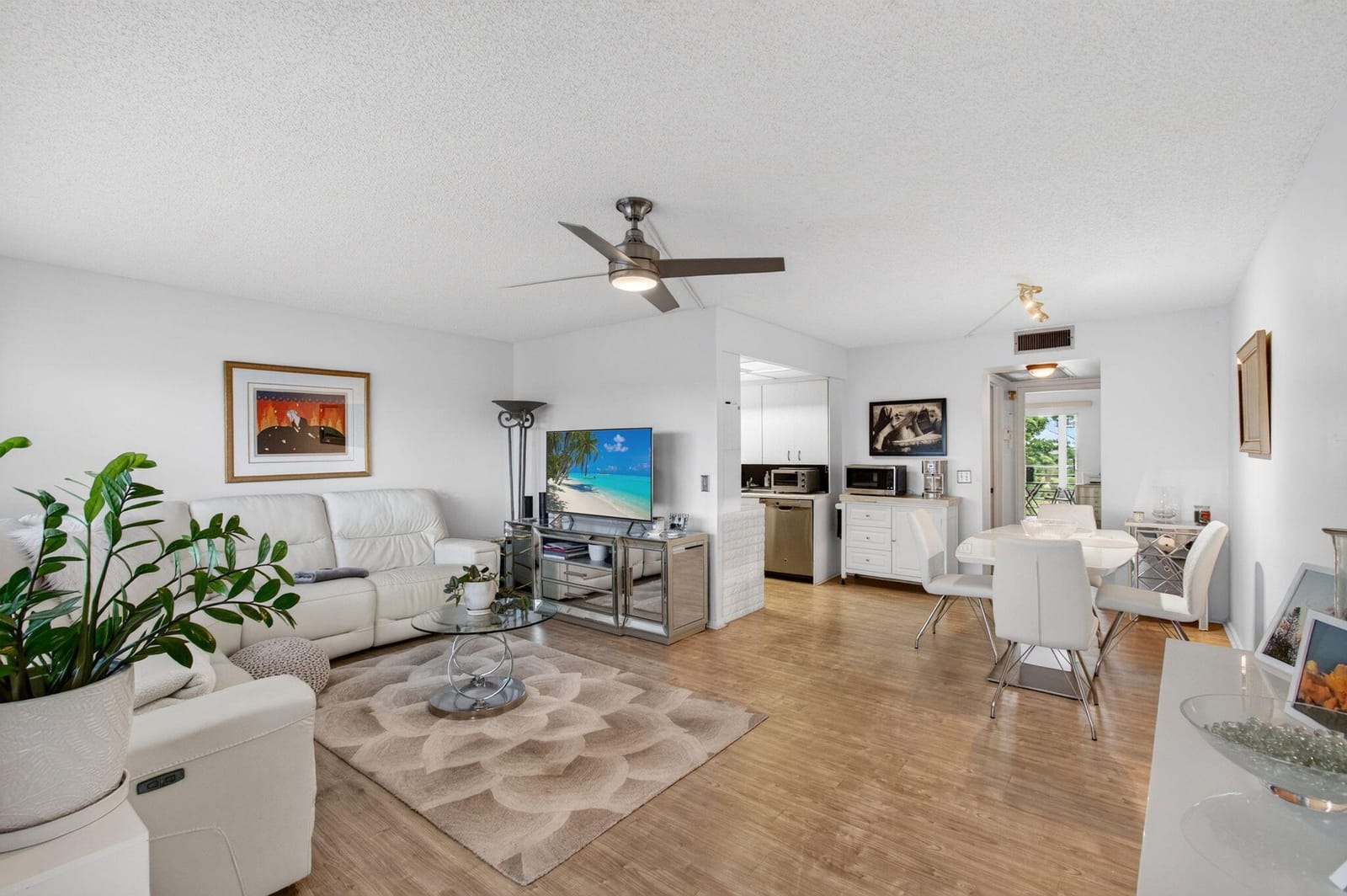 Pending home at 4048 Rexford C 4048, Boca Raton, FL 33434