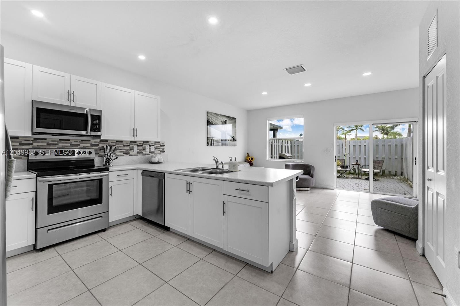 1461 SE 26th Road, Homestead, FL 33035 photo 4