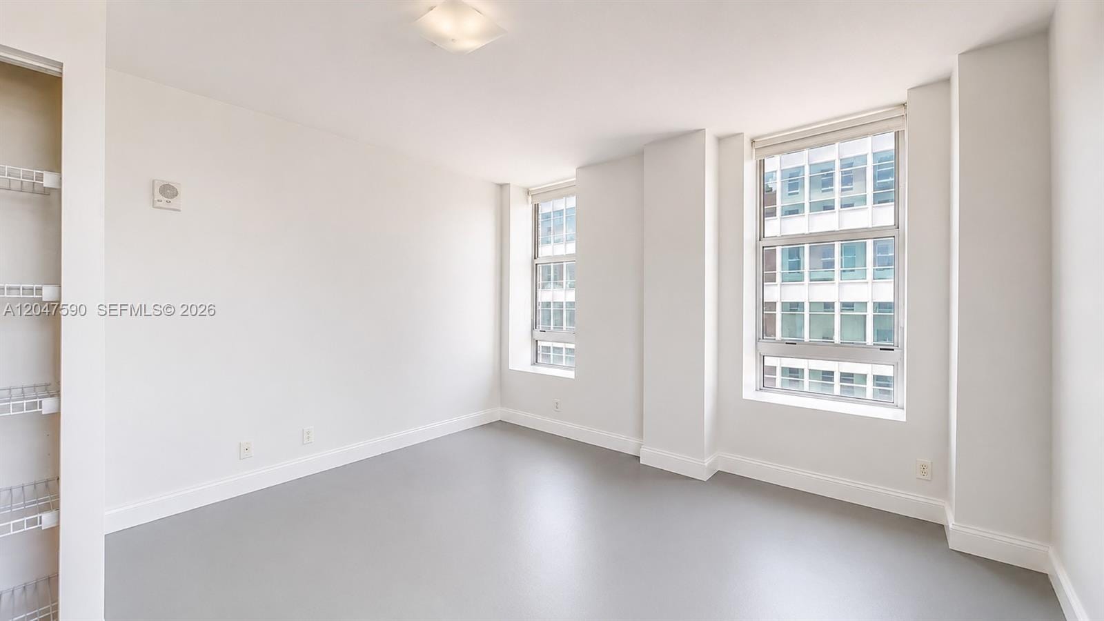 111 E Flagler Street 810 — photo 10
