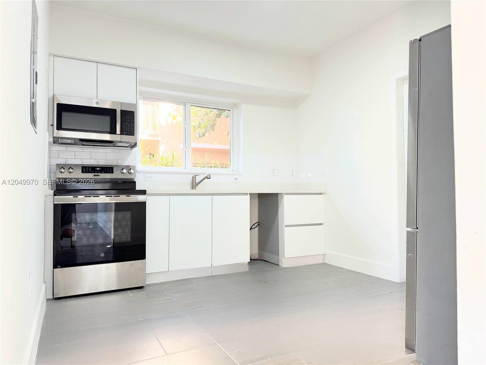7325 Byron Avenue 3 — photo 5