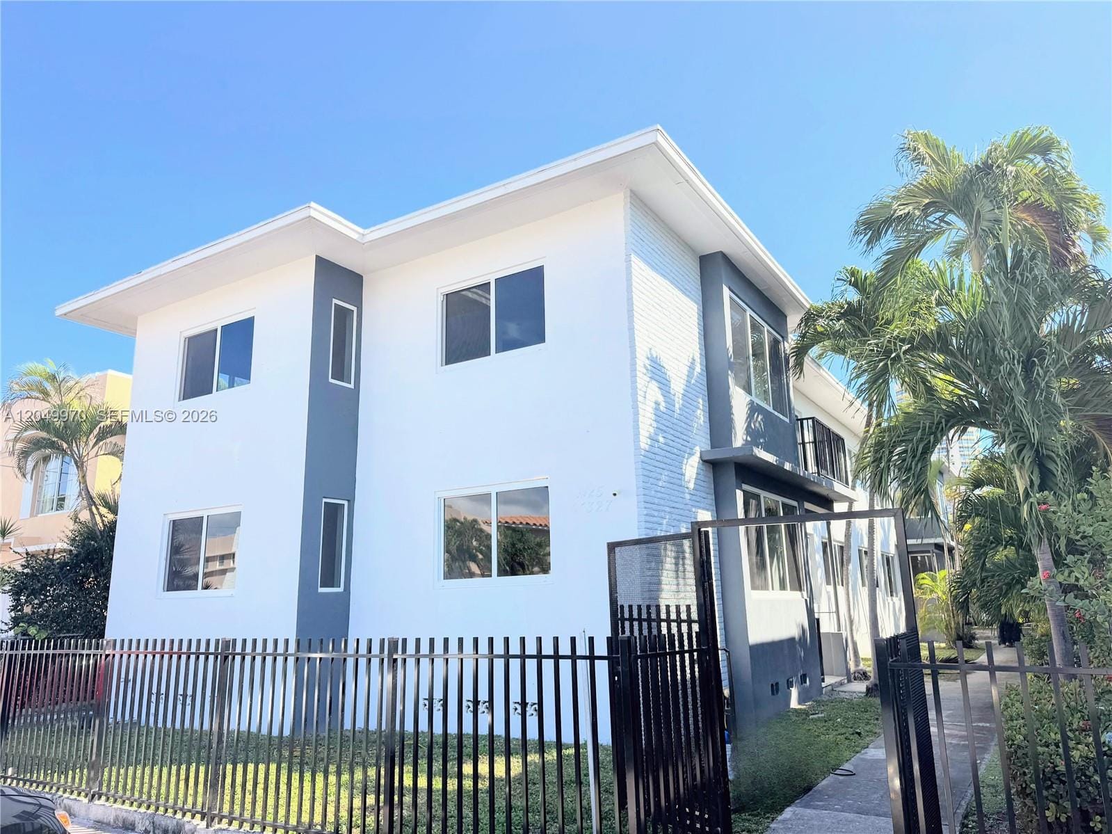 7325 Byron Avenue 3 — photo 6