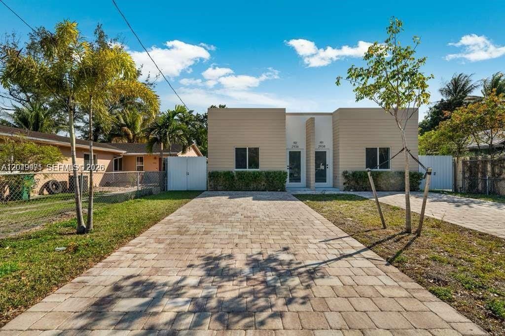 2936 NW 27th Street 2936, Miami, FL 33142