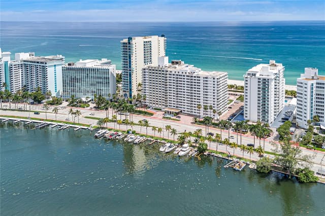 5005 Collins Avenue 509, Miami Beach, FL 33140