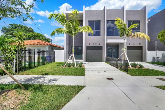 2889 SW 35 Avenue 2887, Overbrook Park, Miami, FL