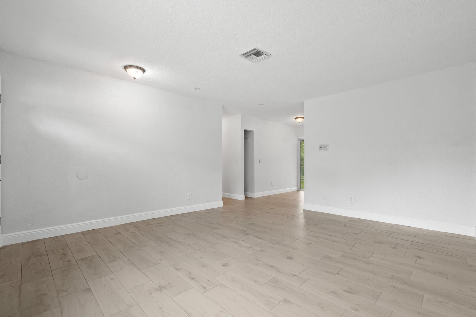6505 Deleon Avenue, Fort Pierce, FL 34951 photo 4