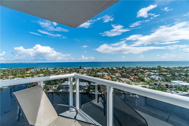 20515 E Country Club Drive 2244, Aventura, FL 33180