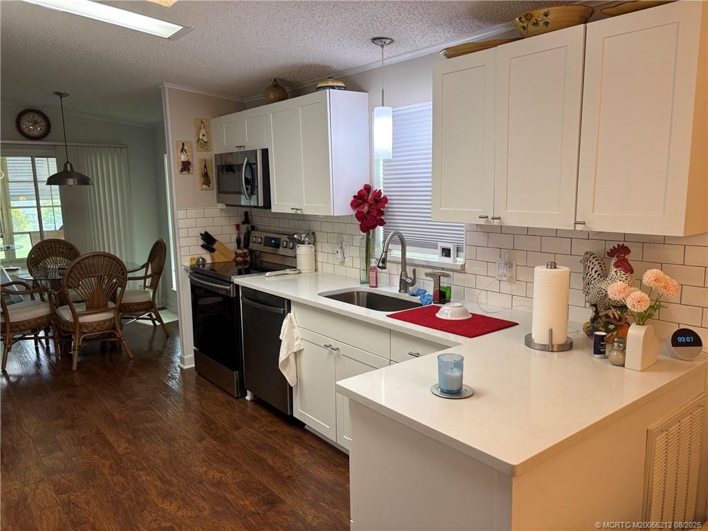 2458 SW Marquis Terrace, Stuart, FL 34997 photo 9