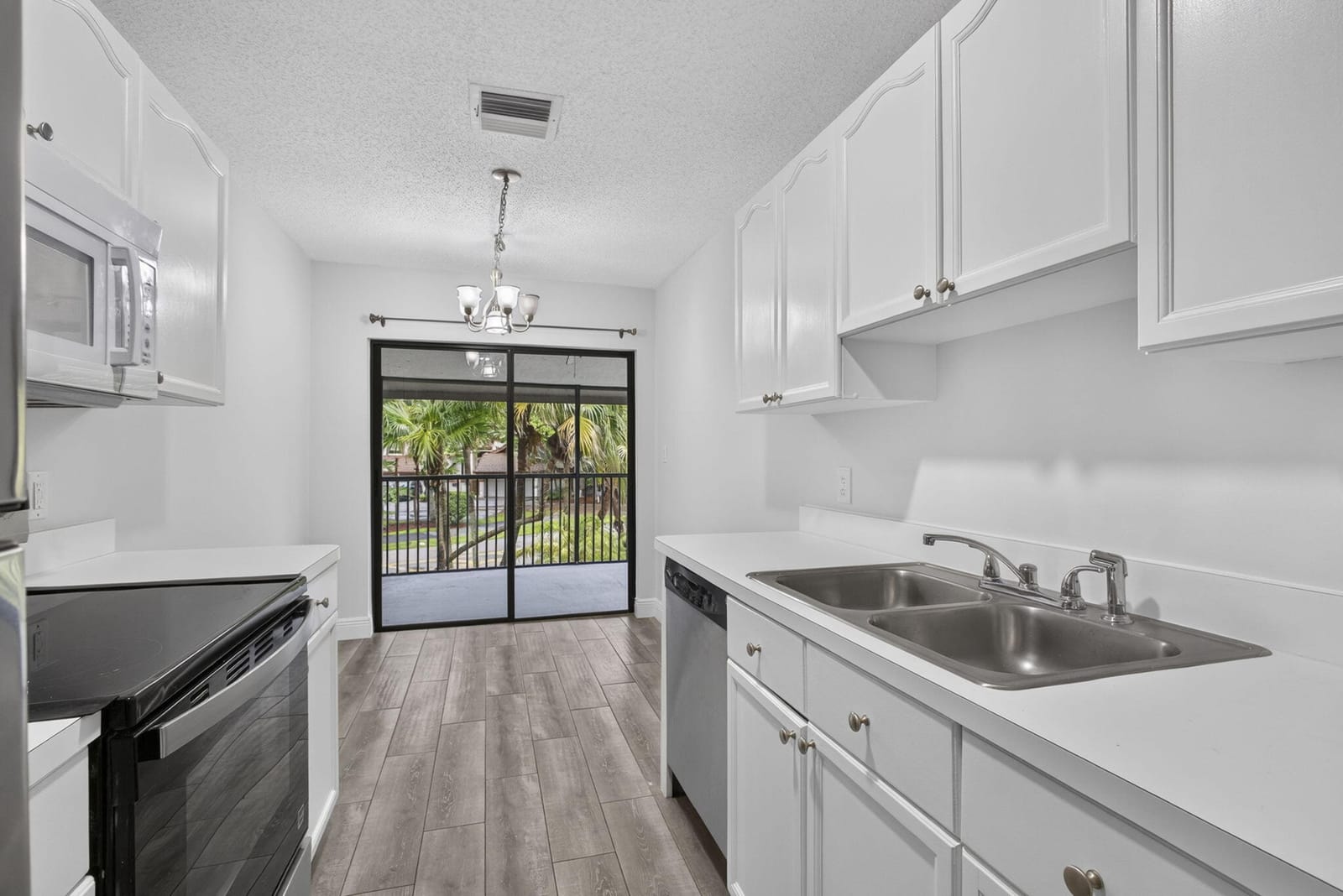 12708 Shoreline Drive F — photo 11