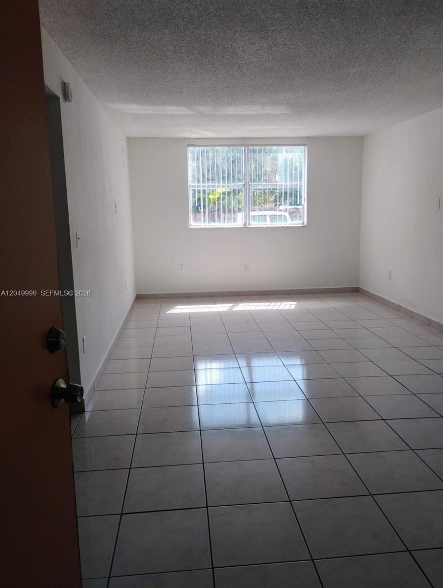666 W 81st Street 107, Hialeah, FL 33014 photo 5