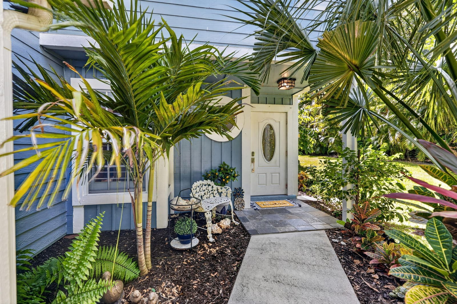 Pending home at 121 Ocean Dunes Circle, Jupiter, FL 33477