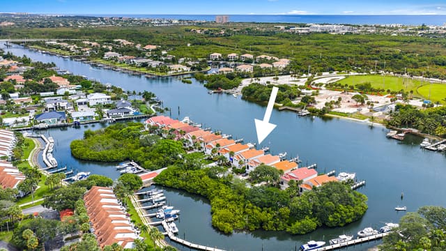 13348 Mangrove Isle Drive, sold in Mariners Cove, Palm Beach Gardens, FL