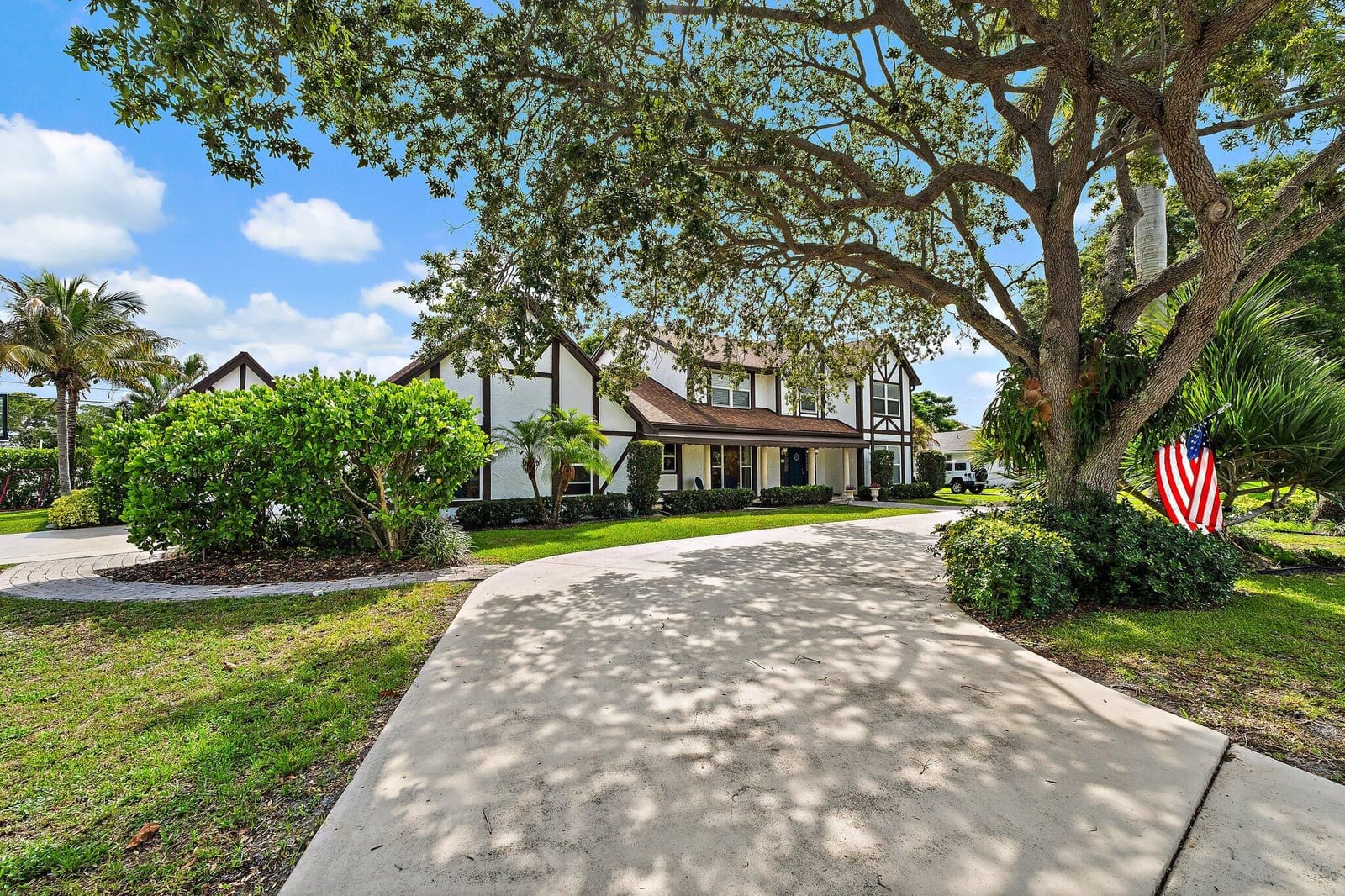 88 River Drive — photo 3