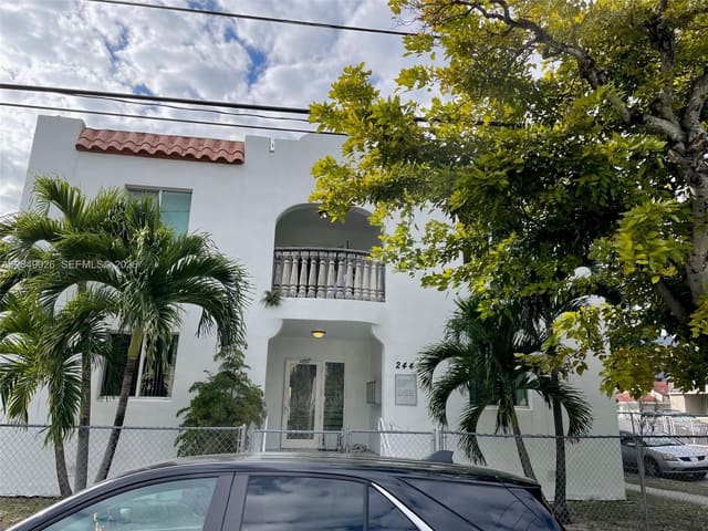 244 NW 11th Avenue 3, Miami, FL 33128