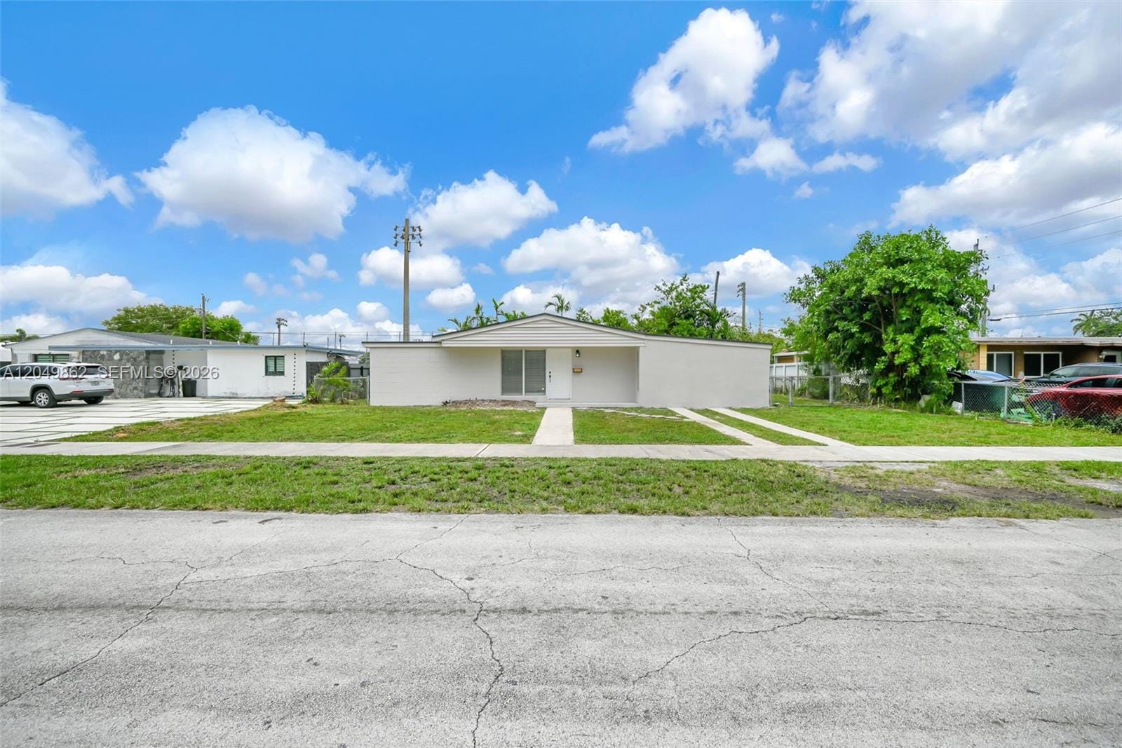 1380 W 60th Terrace, Hialeah, FL 33012