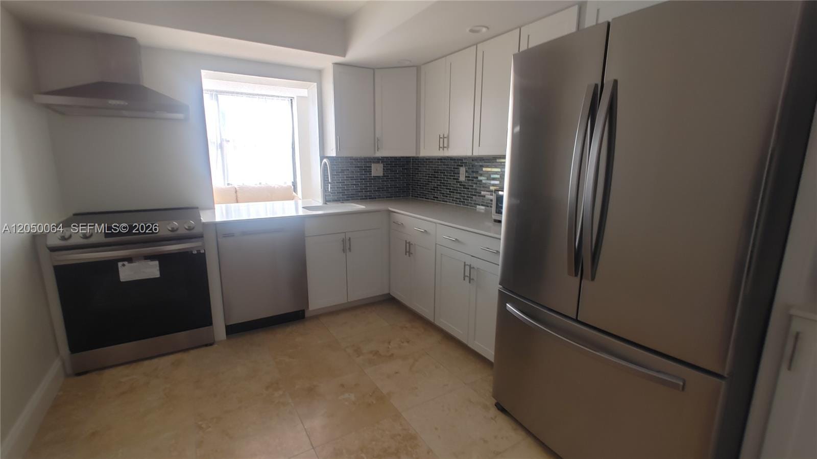 1000 Parkview Drive 125, Hallandale Beach, FL 33009 photo 2