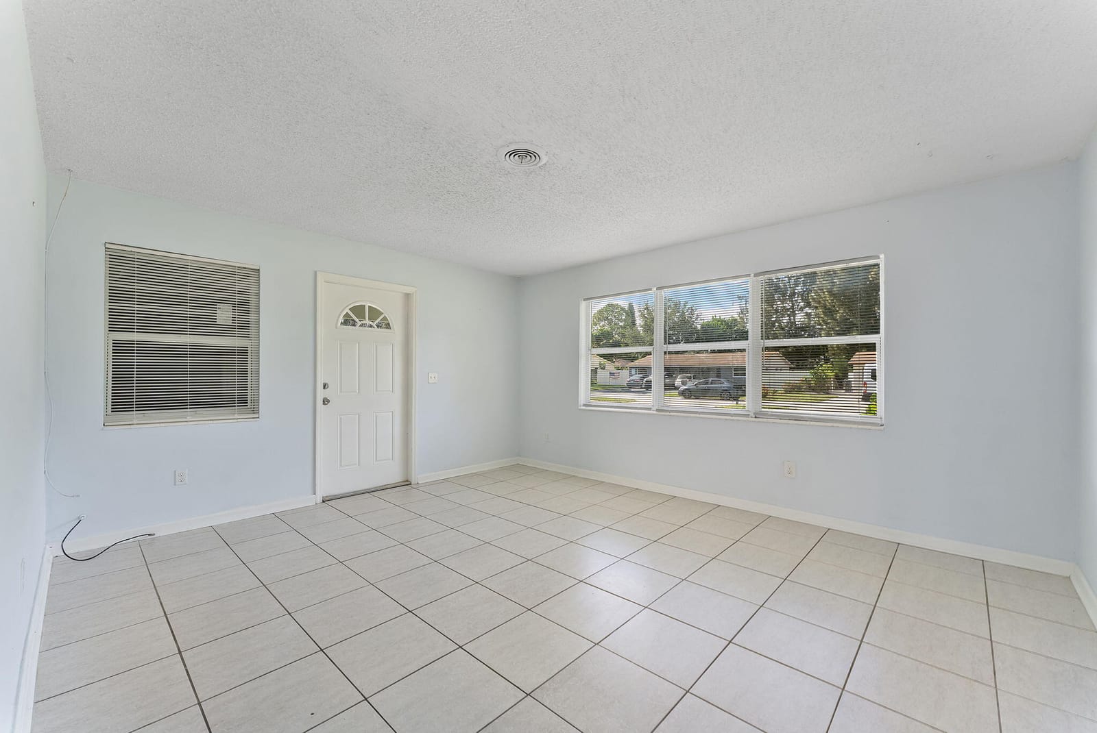 3194 Prince Drive — photo 8