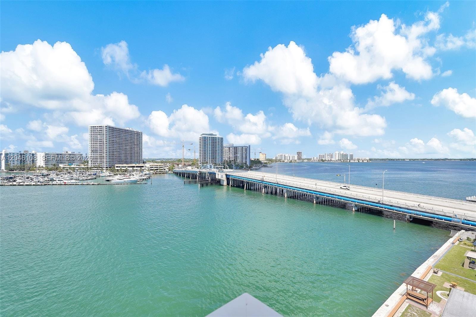 2016 Bay Drive 808, Miami Beach, FL 33141