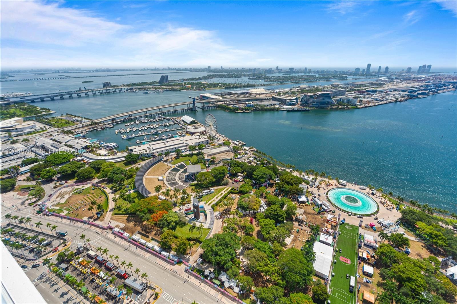 50 Biscayne Boulevard 5210, Miami, FL 33132