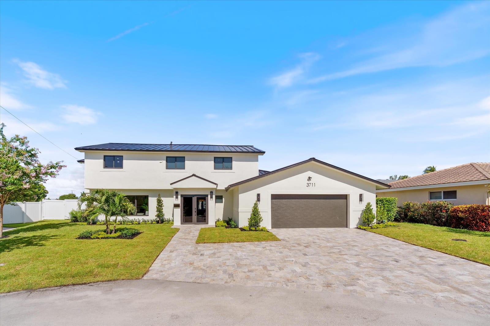 3711 NE 27th Avenue, Lighthouse Point, FL 33064