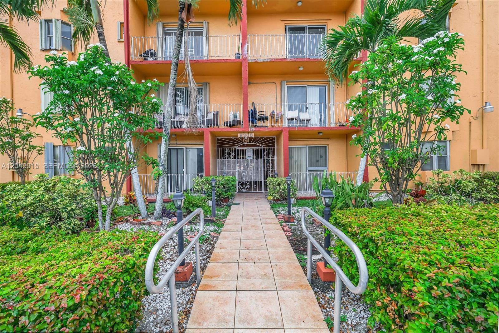 6200 W Flagler Street 208, Miami, FL 33144 photo 7