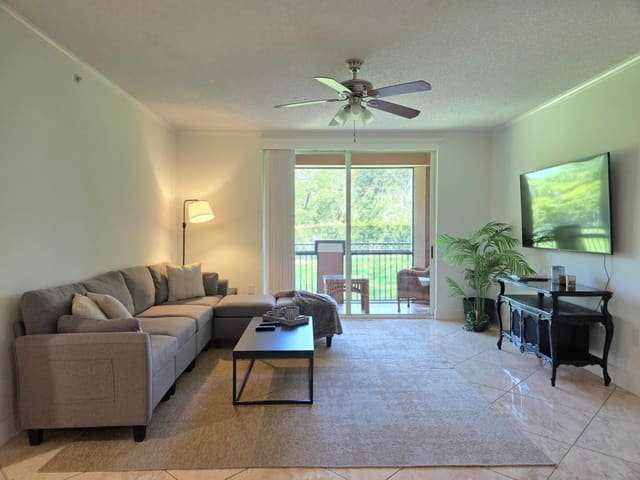11790 Saint Andrews Place 205, Wellington, FL 33414