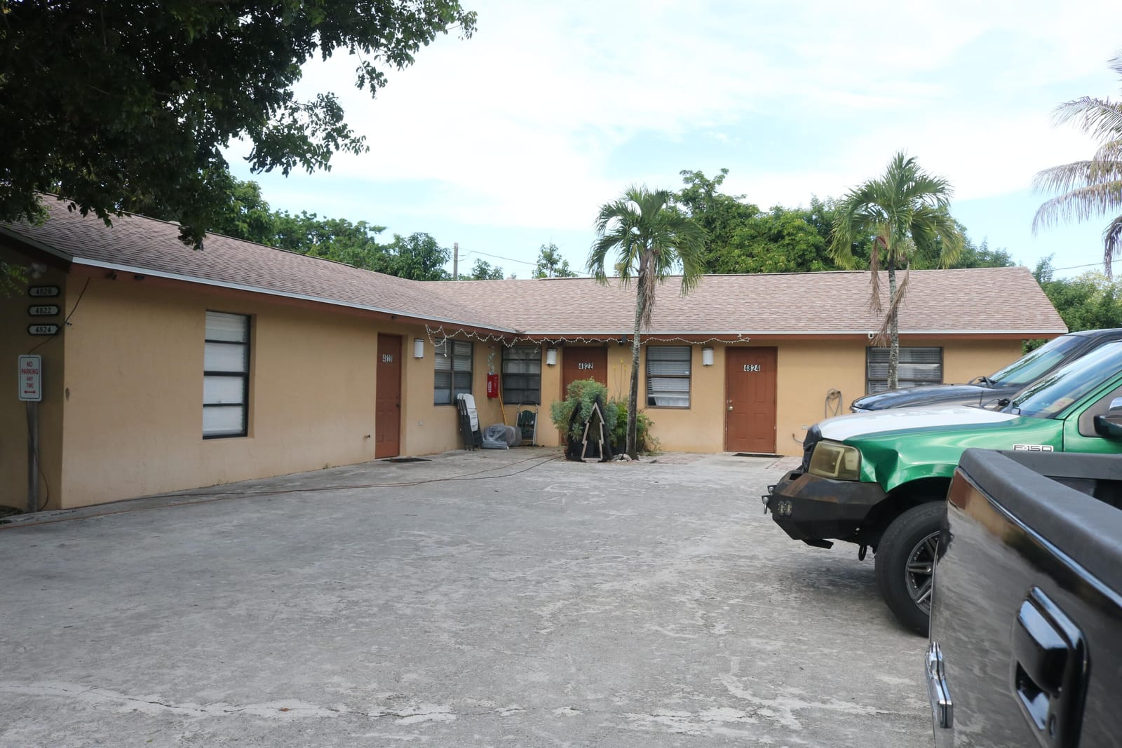 Pending home at 4820 Kirk Road, Lake Worth Beach, FL 33461