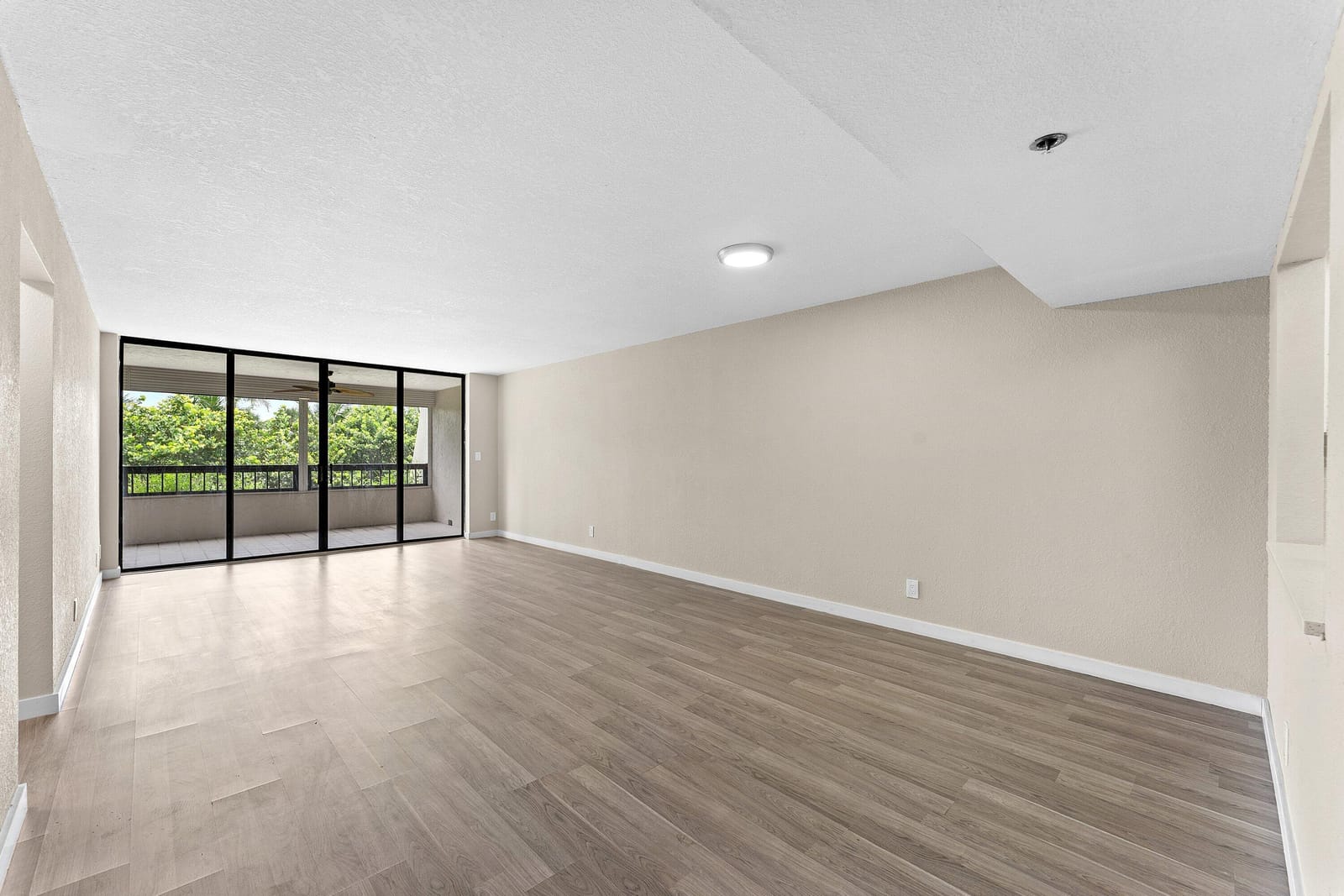 6420 Boca Del Mar Drive 207, Boca Raton, FL 33433 photo 23