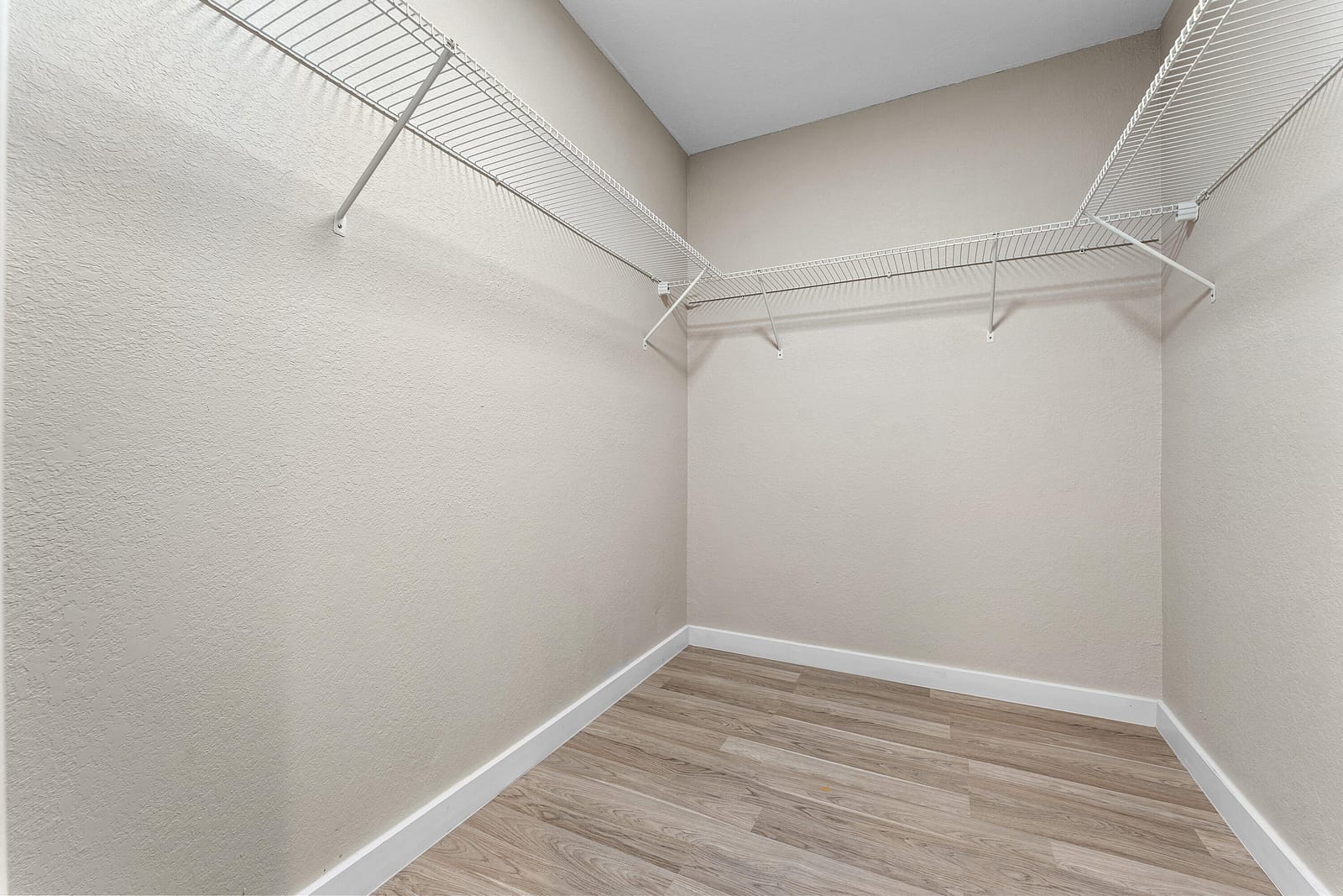 6420 Boca Del Mar Drive 207 — photo 6