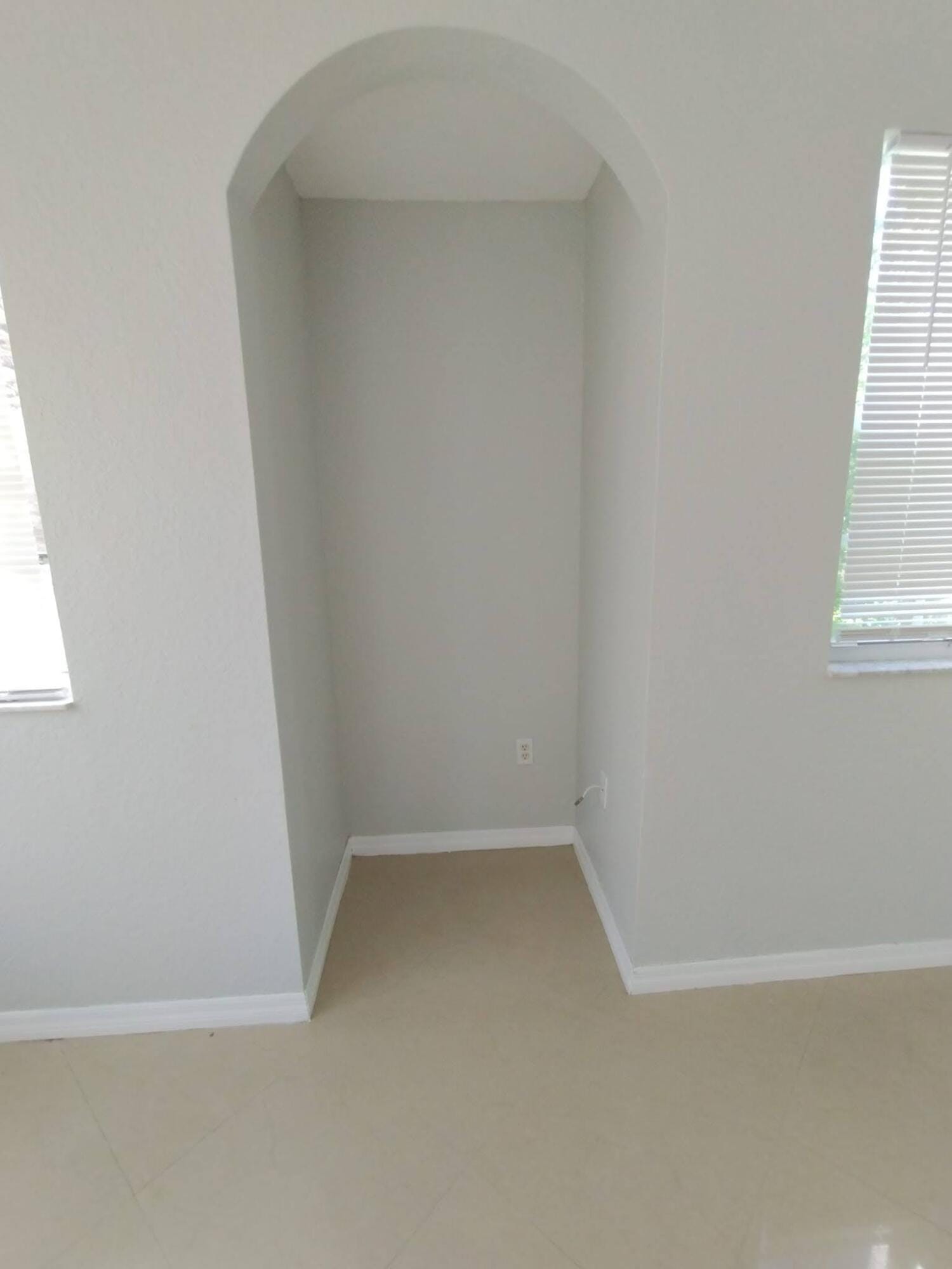 2307 Belmont Lane 2307 — photo 11