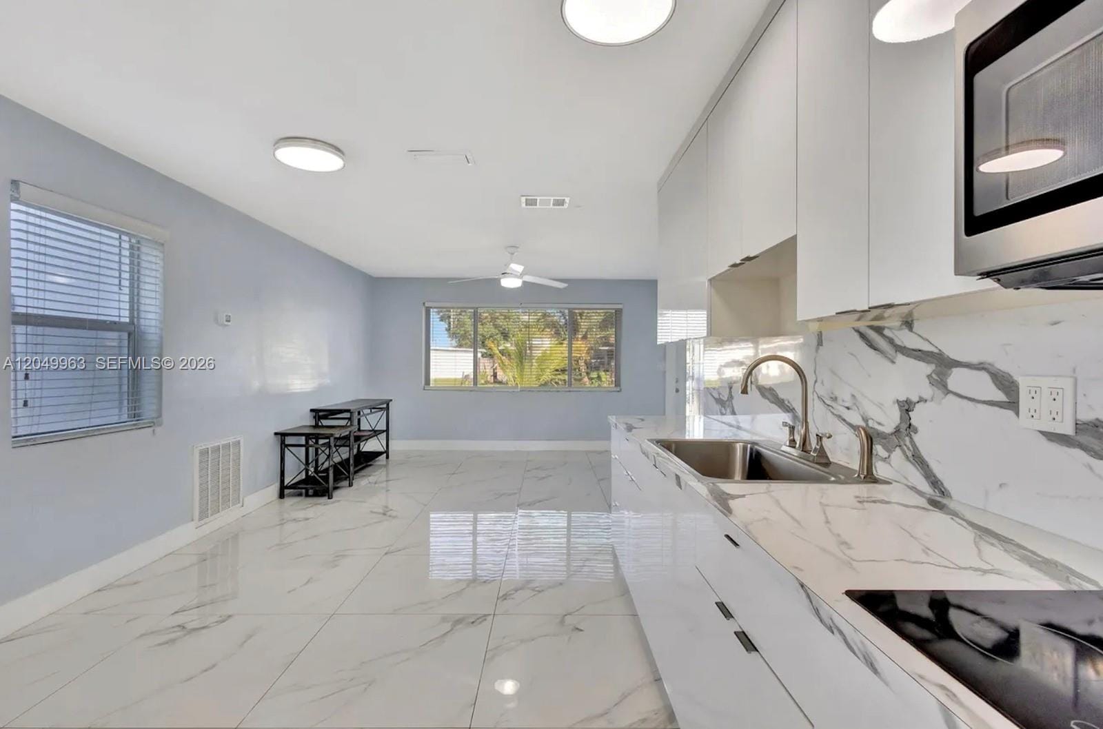 1008 Elm Road 1 — photo 3