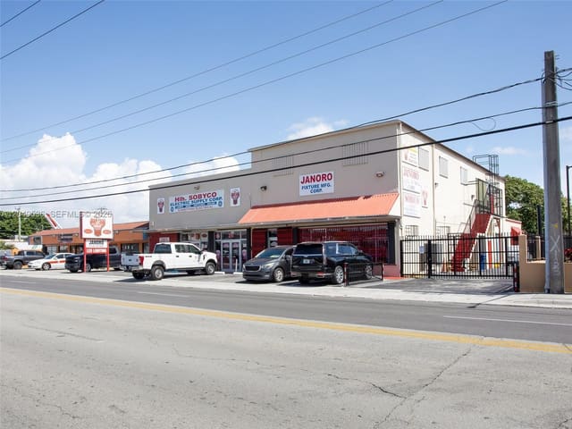 249-275 W 29th Street, Hialeah, FL 33012